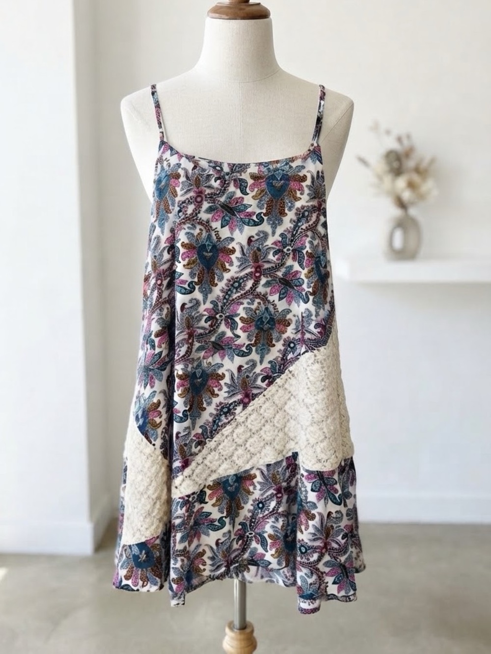 Umgee| Boho Cream Crochet & Multicolour Paisley A-line Breezy Mini-Dress Sz S